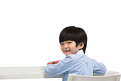 经典恋爱冒险游戏《白色相簿》宣布Steam版8月4日发售 支持中文